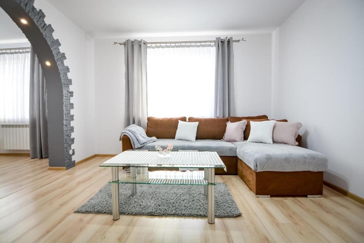 Apartamenty Przystanek Bańska Banska Nizna Zewnętrze zdjęcie