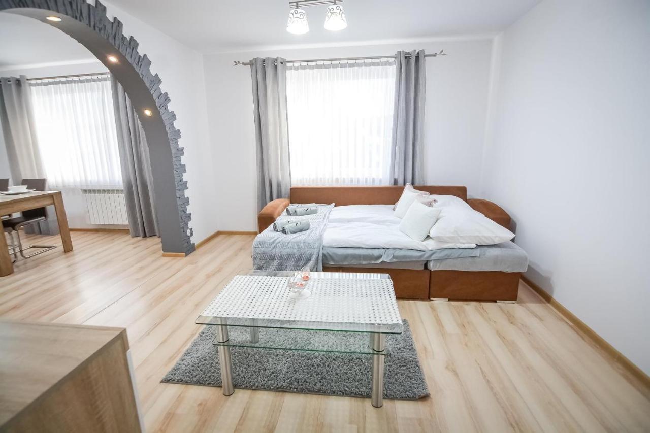 Apartamenty Przystanek Bańska Banska Nizna Zewnętrze zdjęcie